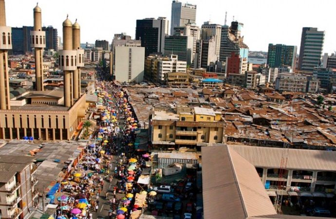 Nigeria Gets Positive Economic Outlook From Moody’s as Growth and Reserves Improve