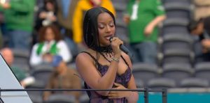 Ayra Starr Makes History With NFL Halftime Performance in London-monafrika